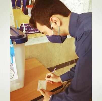 حضور پرشور دانشجومعلمان دانشگاه فرهنگیان یزد در انتخابات 1400 به روایت تصویر
 10