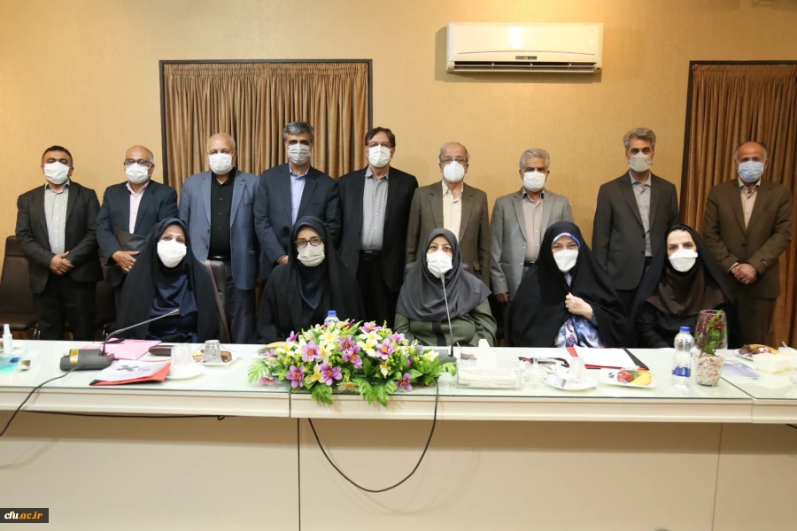 راه اندازی بنیاد خیرین حامی دانشگاه فرهنگیان استان اصفهان 17