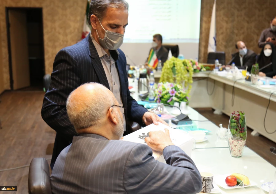 راه اندازی بنیاد خیرین حامی دانشگاه فرهنگیان استان اصفهان 21