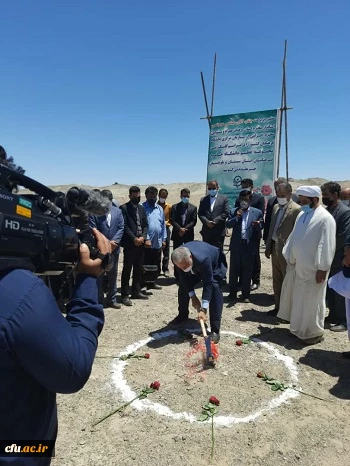 با حضور استاندار سیستان و بلوچستان؛ مجتمع دانشگاهی فرهنگیان استان کلنگ زنی شد
 2