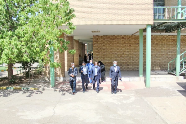 مرکز نوآوری و کارآفرینی ماوایی برای رجوع دوباره دانش آموختگان با تجربه به دانشگاه فرهنگیان 4