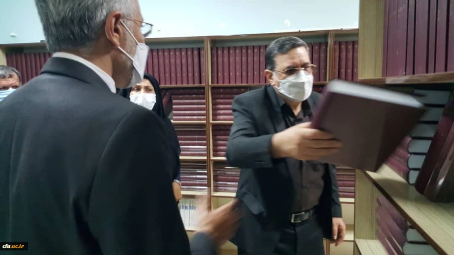  بازدید آقای دکتر خنیفر از واحد دانشگاهی اروند آبادان  3