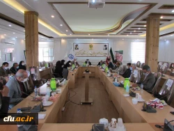 اگر میخواهیم تربیت معلم تاثیرگذار باشد باید نگاه مکتبی و انقلابی داشته باشیم
 6