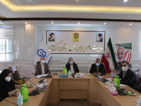 اگر میخواهیم تربیت معلم تاثیرگذار باشد باید نگاه مکتبی و انقلابی داشته باشیم
 3