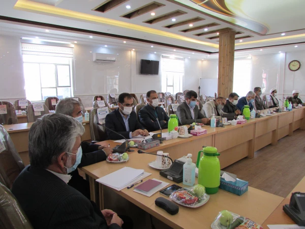 اگر میخواهیم تربیت معلم تاثیرگذار باشد باید نگاه مکتبی و انقلابی داشته باشیم
 5