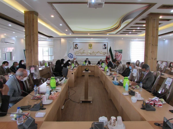 اگر میخواهیم تربیت معلم تاثیرگذار باشد باید نگاه مکتبی و انقلابی داشته باشیم
 6