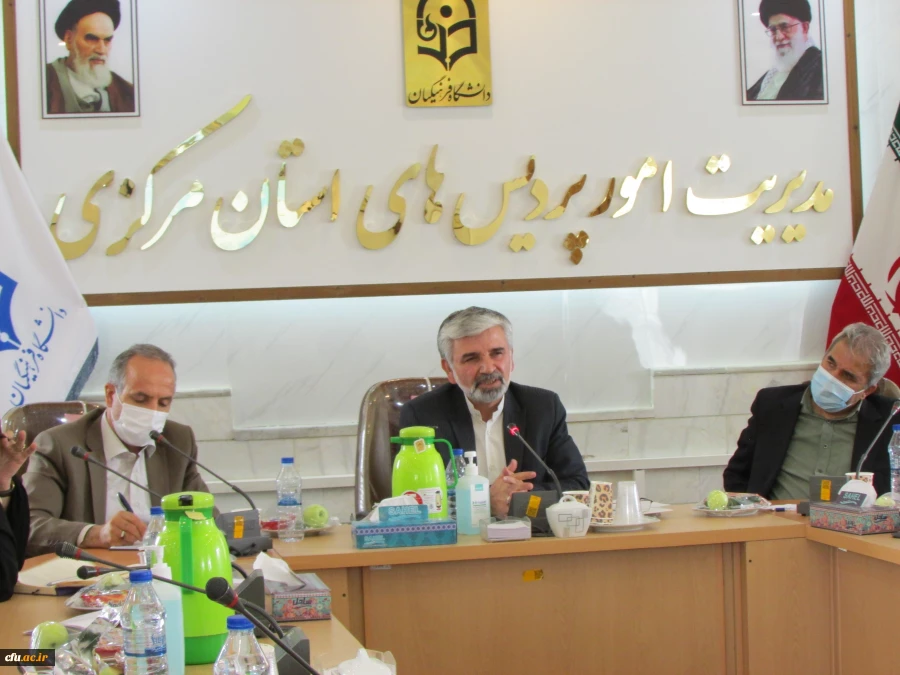 اگر میخواهیم تربیت معلم تاثیرگذار باشد باید نگاه مکتبی و انقلابی داشته باشیم
 11