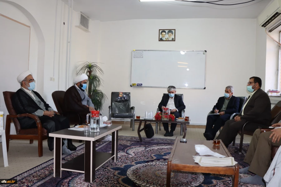 بازدید معاونت آموزشی و تحصیلات تکمیلی دانشگاه فرهنگیان از مدیریت امور پردیس های استان قم 6