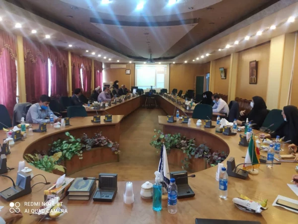 طراحی و تدوین الگویی برای استخدام معلمان با ماده خوب با ارائه دکتر اسداله خدیوی 3