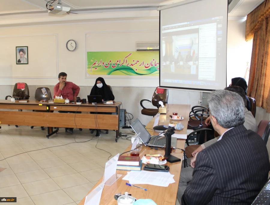 کرسی نقد و بررسی "نقد برنامه درسی دانشگاه فرهنگیان برای تربیت معلم فناور" 2