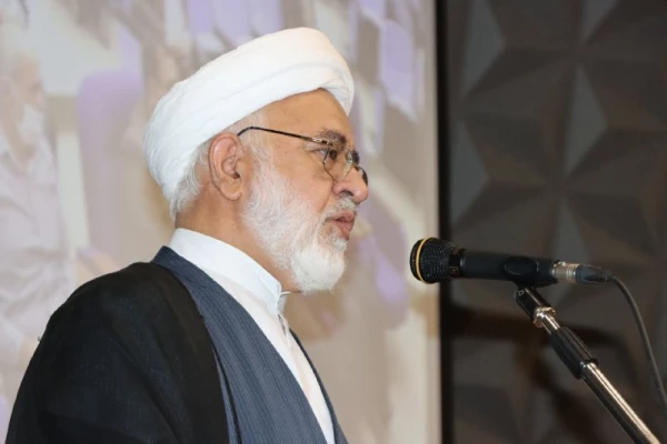 مخاطب محوری در کتب درسی دانشگاه فرهنگیان مورد توجه قرار دارد

 8