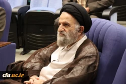 مخاطب محوری در کتب درسی دانشگاه فرهنگیان مورد توجه قرار دارد

 11