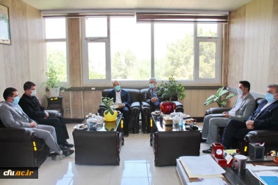 پیرو انعقاد تفاهم نامه با اداره کل فنی و حرفه ای استان قزوین صورت می گیرد:

اجرای طرح هر دانشجو معلم یک مهارت در دانشگاه 