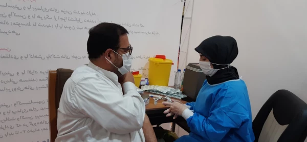انجام واکسیناسیون همکاران و اساتید دانشگاه فرهنگیان استان قم 4