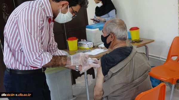 واکسیناسیون اساتید و همکاران دانشگاه فرهنگیان کردستان 12