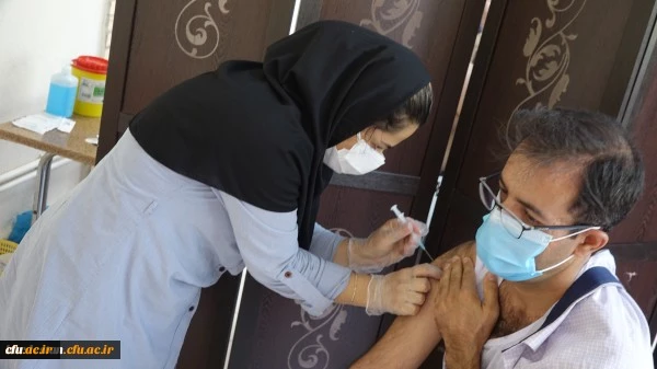 واکسیناسیون اساتید و همکاران دانشگاه فرهنگیان کردستان 13