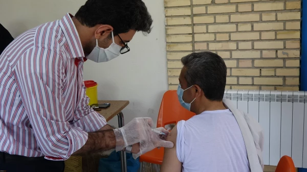 واکسیناسیون اساتید و همکاران دانشگاه فرهنگیان کردستان 11