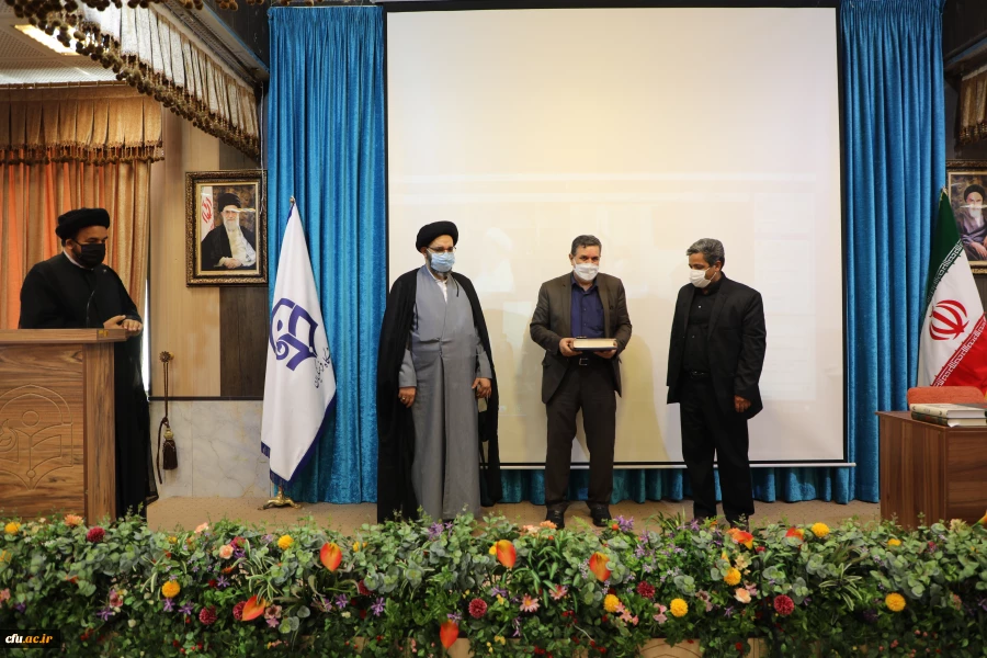 تقدیر قائم مقام ستاد اقامه نماز از رییس دانشگاه فرهنگیان 6