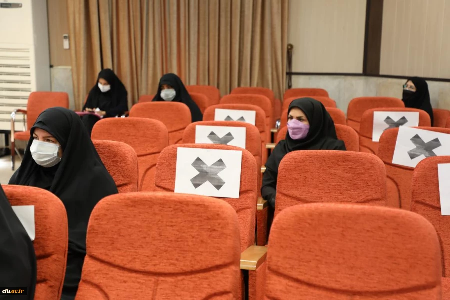 تقدیر قائم مقام ستاد اقامه نماز از رییس دانشگاه فرهنگیان 13