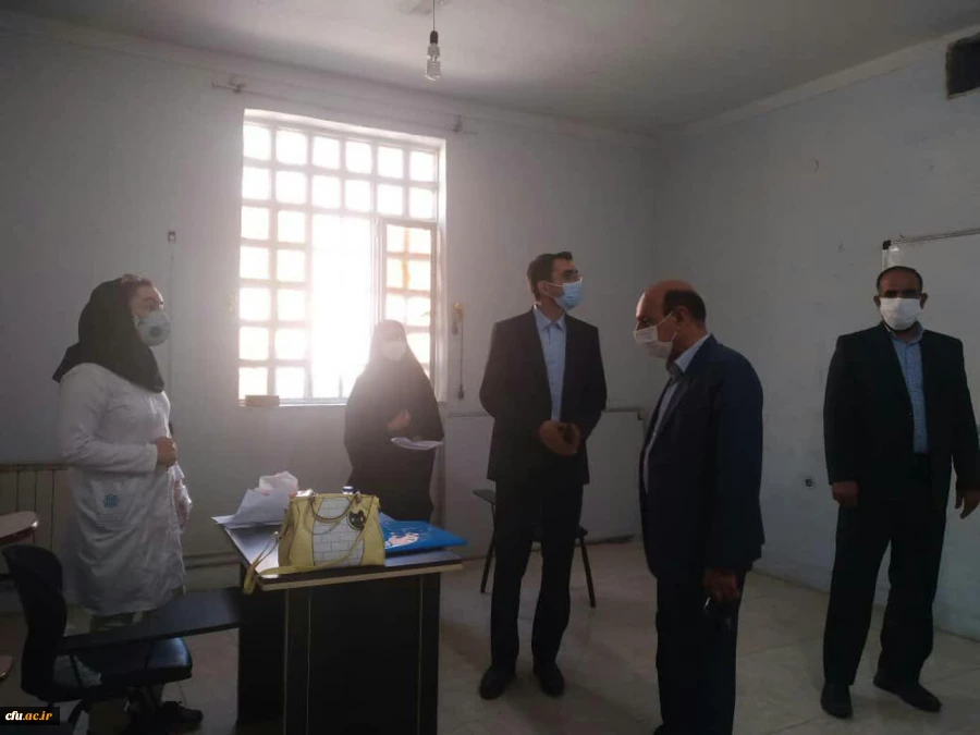 سرپرست دانشگاه فرهنگیان استان لرستان به همراه سرپرست اداره کل آموزش و پرورش استان از مراحل انجام مصاحبه داوطلبان ورود به دانشگاه فرهنگیان بازدید کردند. 5