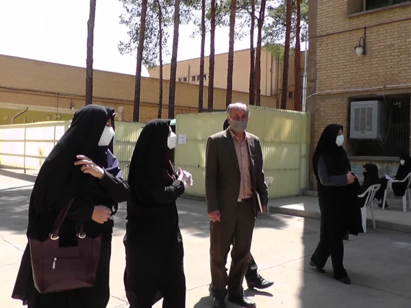 انتخاب بهترین ها ،یکی از رموز موفقیت دانشگاه فرهنگیان خواهد بود. 3