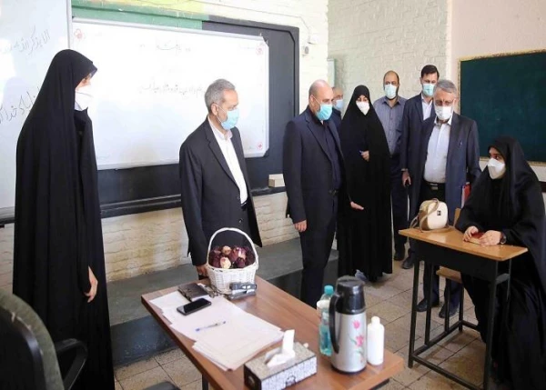 
برگزاری جلسه طرح سرای مجازی کشوری به میزبانی مدیریت امور پردیس های استان سیستان و بلوچستان، فارس و آذربایجان شرقی  6