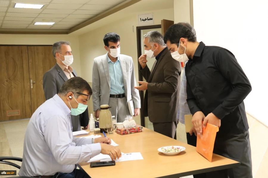 بازدید مدیر کل آموزش و پرورش استان یزد از روند برگزاری مصاحبه داوطلبان ورود به دانشگاه فرهنگیان سال 1400
 2