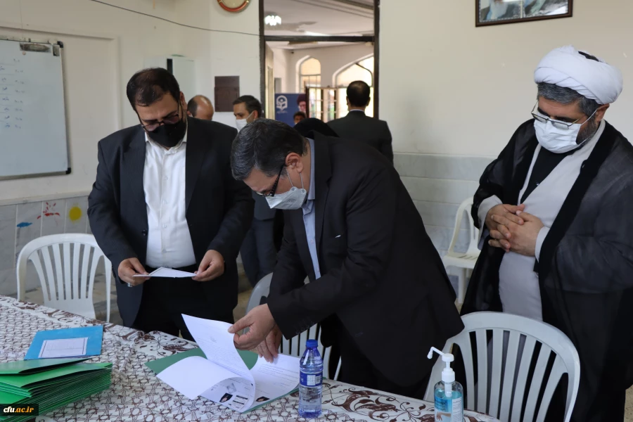 بازدید دکتر حسین خنیفرریاست دانشگاه فرهنگیان از فرآیند اجرای مصاحبه پذیرفته شدگان چند برابر ظرفیت استان قم 2