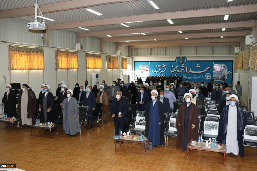 
آیین تکریم و معارفه مسئول نهاد نمایندگی مقام معظم رهبری در دانشگاه فرهنگیان استان آذربایجان شرقی
 6