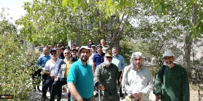 کوه پیمایی همکاران سازمان مرکزی به مناسبت گرامی داشت هفته دفاع مقدس
 2