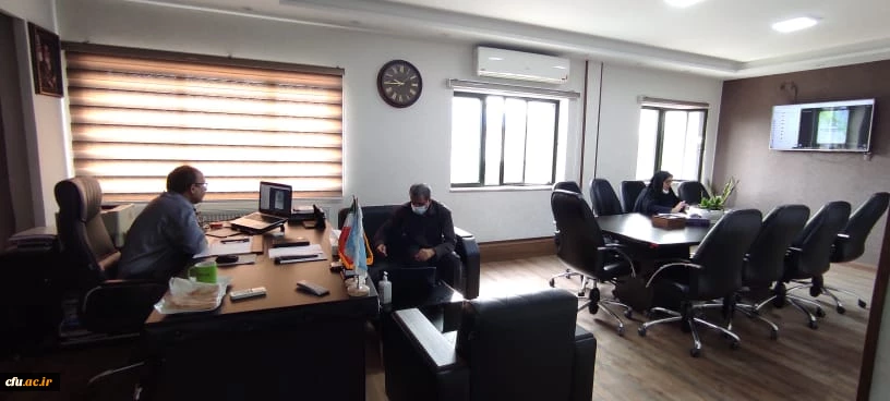 کارگاه کشوری آشنائی با چگونگی تدوین کرسی های نظریه پردازی، نقد و مناظره
 3