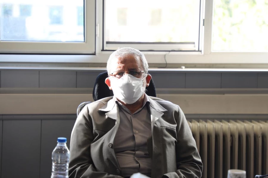 پیام کلیدی بیانیه گام دوم انقلاب، "انقلابی بمانیم و پیشرفت کنیم" 6