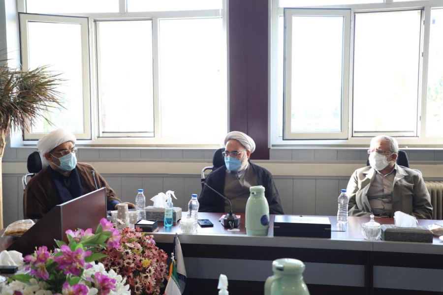 پیام کلیدی بیانیه گام دوم انقلاب، "انقلابی بمانیم و پیشرفت کنیم" 7