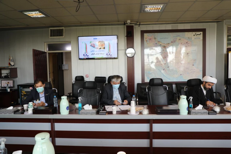 پیام کلیدی بیانیه گام دوم انقلاب، "انقلابی بمانیم و پیشرفت کنیم" 14