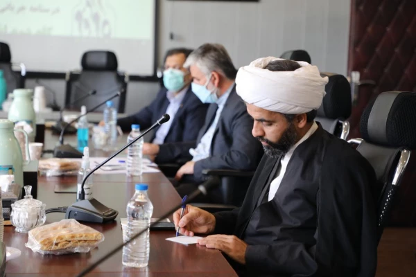 پیام کلیدی بیانیه گام دوم انقلاب، "انقلابی بمانیم و پیشرفت کنیم" 18