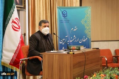 رئیس دانشگاه فرهنگیان در آیین اختتامیه پنجمین جشنواره رویش: 

معلم حجت دانش آموز است