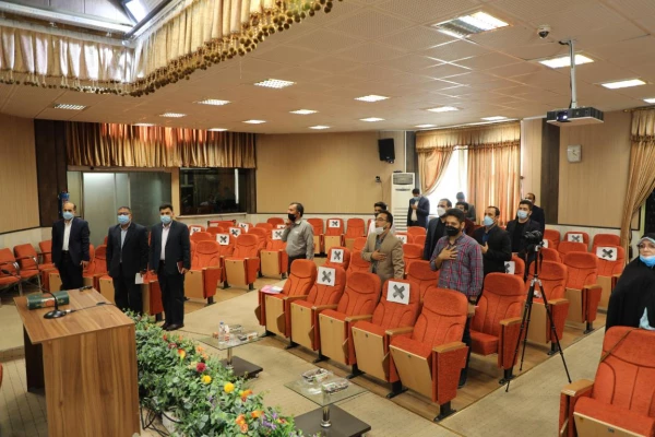 معلم حجت دانش آموز است 3