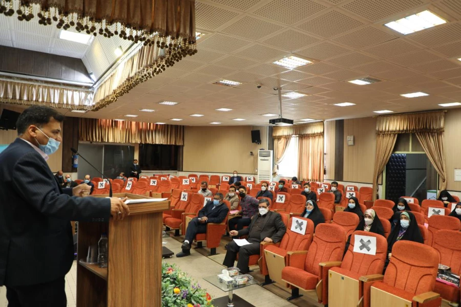 معلم حجت دانش آموز است 11