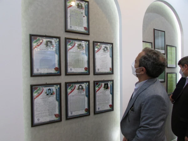 موزه اسناد و مفاخر تربیت معلم استان مرکزی افتتاح شد 4