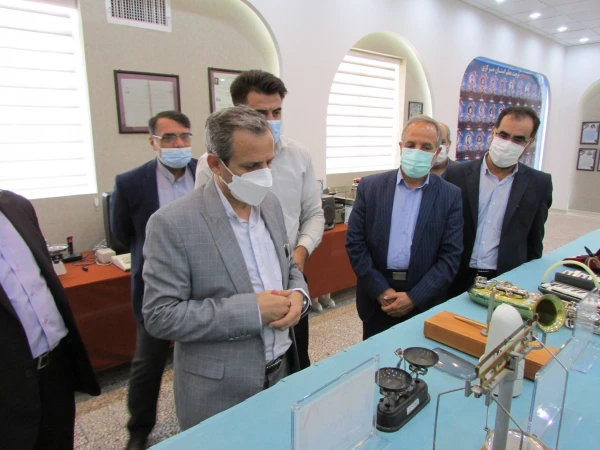 موزه اسناد و مفاخر تربیت معلم استان مرکزی افتتاح شد 8