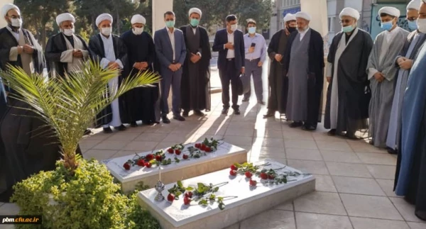 مراسم ادای احترام به مقام والای شهدای دانشگاه فرهنگیان خراسان رضوی 2