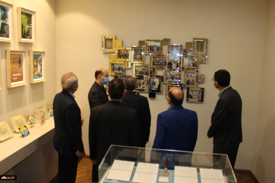 بازدید معاون پژوهش و فناوری دانشگاه فرهنگیان کشور از موزه دانشگاه فردوسی مشهد 8