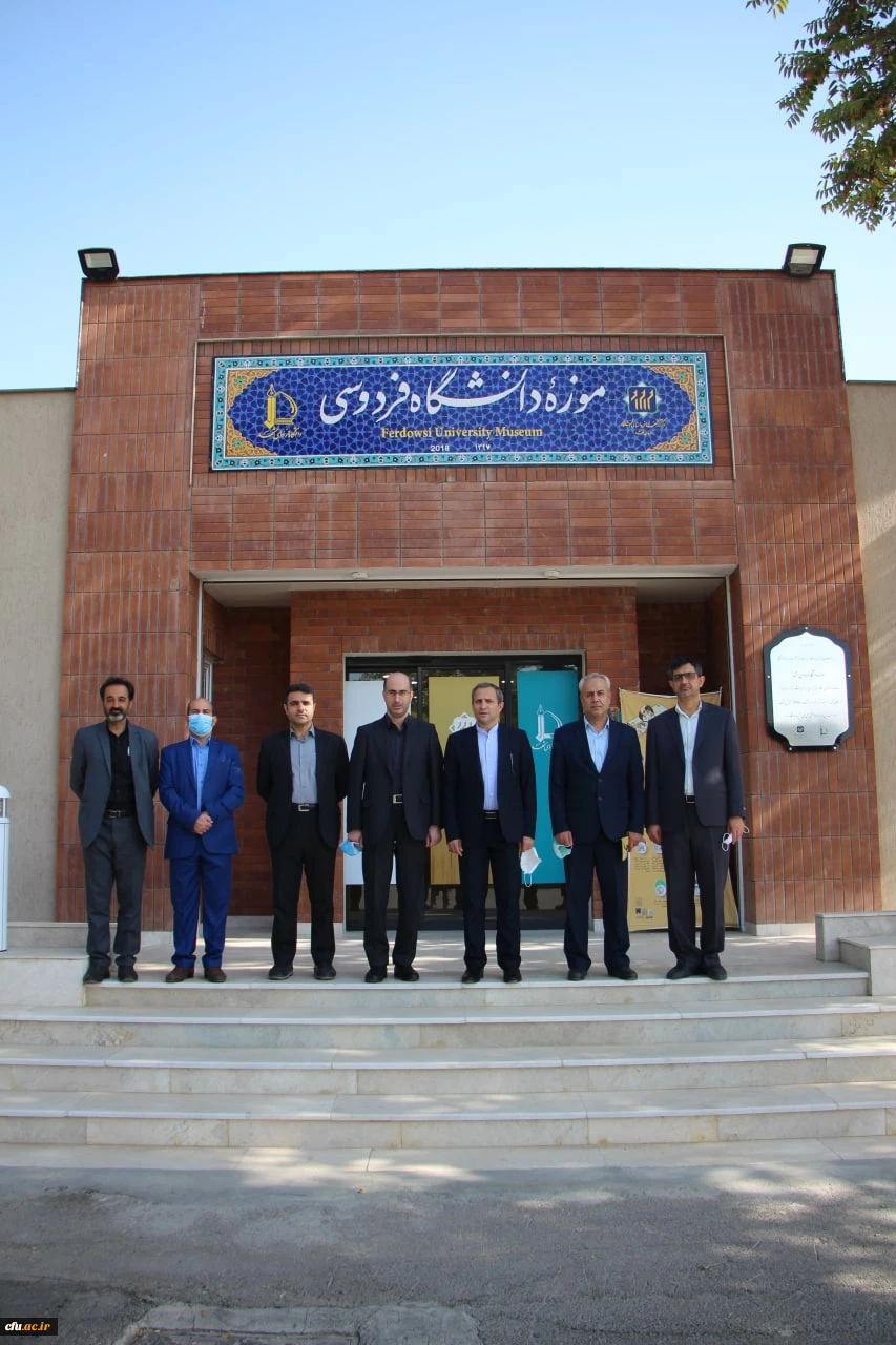 بازدید معاون پژوهش و فناوری دانشگاه فرهنگیان کشور از موزه دانشگاه فردوسی مشهد 14