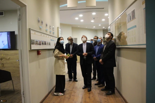 بازدید معاون پژوهش و فناوری دانشگاه فرهنگیان از موزه دانشگاه فردوسی مشهد
 8