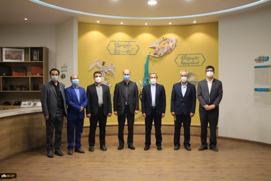 بازدید معاون پژوهش و فناوری دانشگاه فرهنگیان از موزه دانشگاه فردوسی مشهد
 10