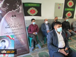 دفاع مقدس برای جمهوری اسلامی یک عاشورا است
 4