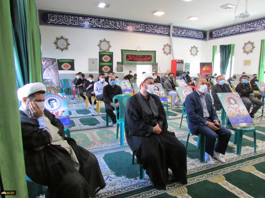 دفاع مقدس برای جمهوری اسلامی یک عاشورا است
 6