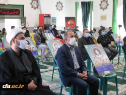 دفاع مقدس برای جمهوری اسلامی یک عاشورا است
 7