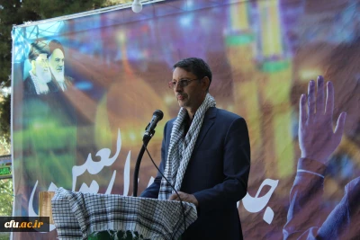 سردار میرشکار در مراسم هفته دفاع مقدس دانشگاه فرهنگیان خراسان رضوی:

همه باید در پیشبرد سند تحول بنیادین کوشا باشند