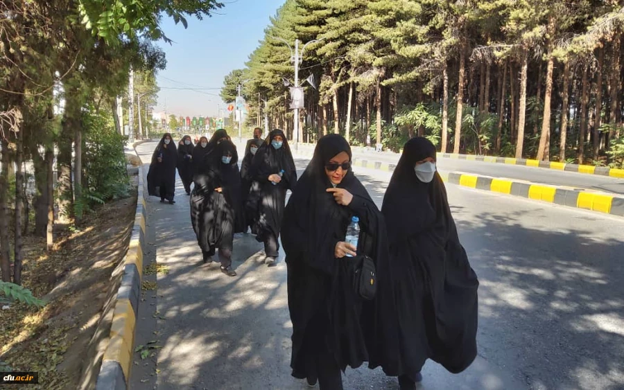 برگزاری مراسم پیاده روی جاماندگان اربعین حسینی در دانشگاه فرهنگیان کرمان 5